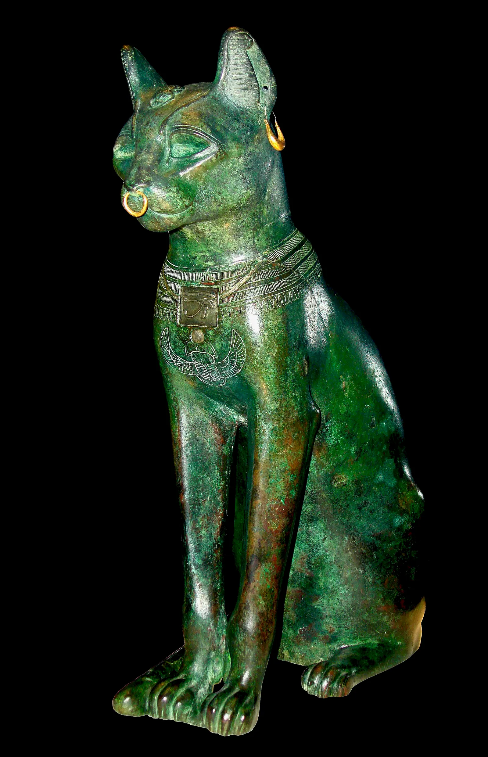 Кошка Гейер-Андерсона. Египет, Поздний период, около 600 г. до н. э. Бронза, золото. Британский музей, Лондон. Фото: Peter D. Tillman